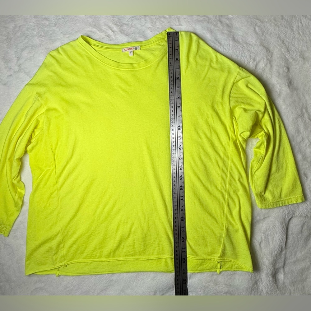Sundry Neon Yellow Oversized 3/4 Sleeve Tee - Picture 5 of 9